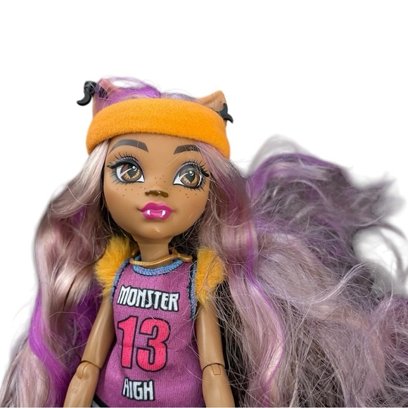 Monster High Doll Clawdeen Wolf Ghoul Spirit Mattel 2022 - Picture 4 of 4